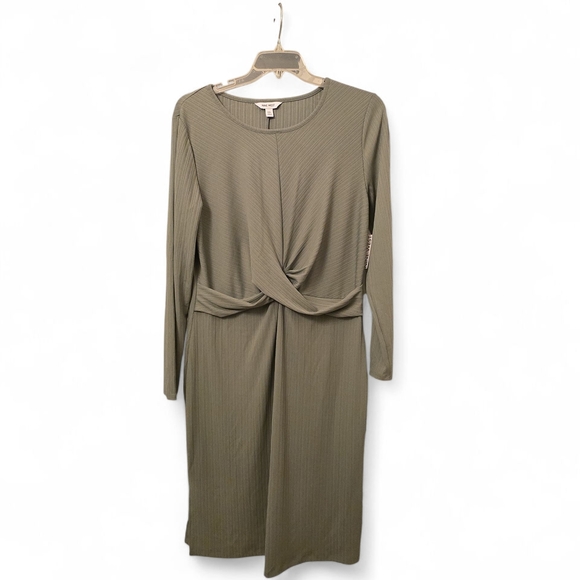 PLUS SIZE *****Nine West Olive Long Sleeve Twist Dress - Picture 1 of 5